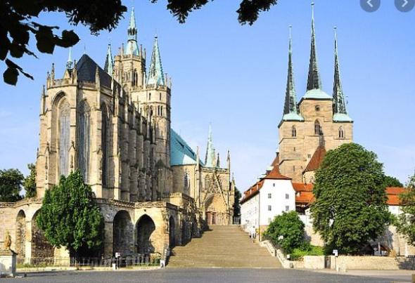 Der Dom in Erfurt mit Servikirche