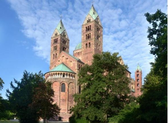 Der Kaiserdom - Domkirche St. Maria und St. Stephan in Speyer - Kathedralkirche des Bistums