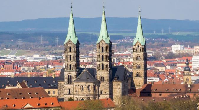 Der Bamberger Dom St. Peter und St. Georg - Kathedralkirche des Bistums (c) Quelle: Archiv Dr. Moll Der Bamberger Dom St. Peter und St. Georg - Kathedralkirche des Bistums