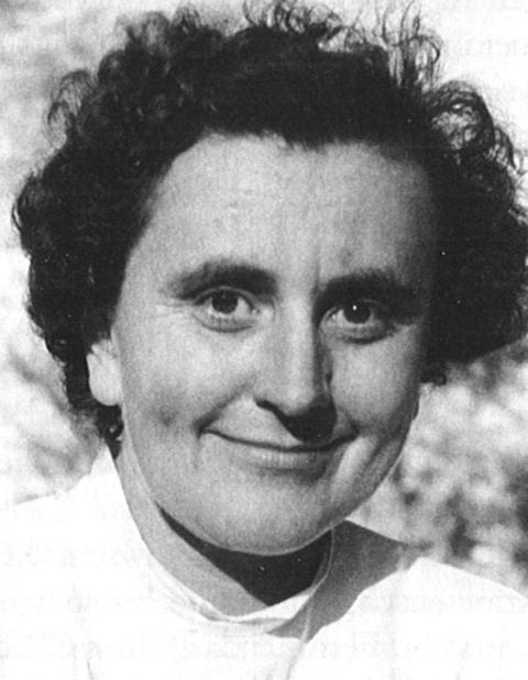 Dr. Johanna Decker