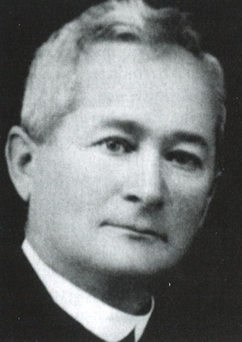 Konsistorialrat Pfarrer Johannes Becker